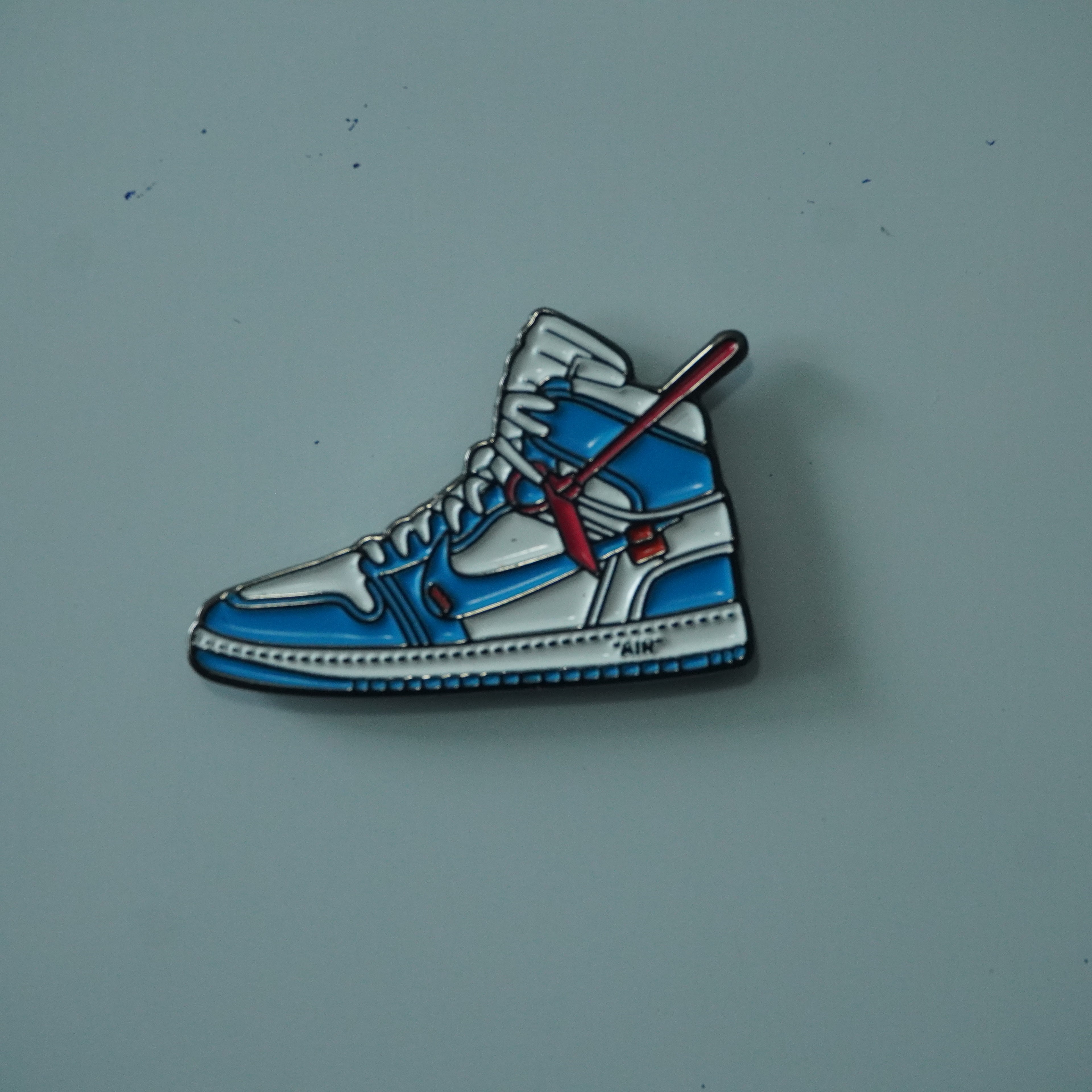 Blue OffWhites Inspired Golf Ball Marker